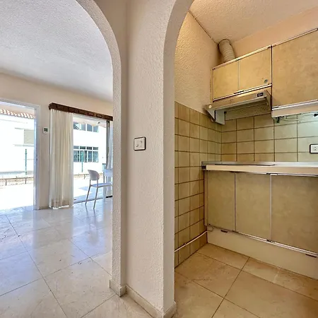 Vilaflor Junior أذيخي